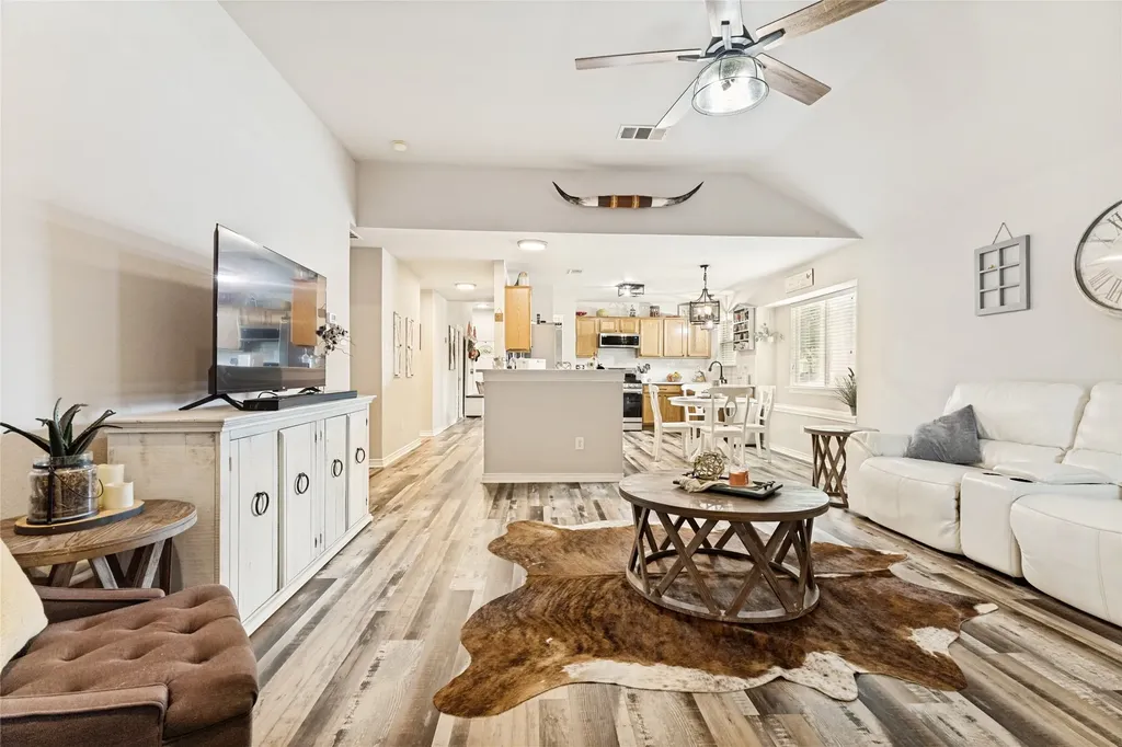11528 Cactus Springs Drive Fort Worth TX 76244