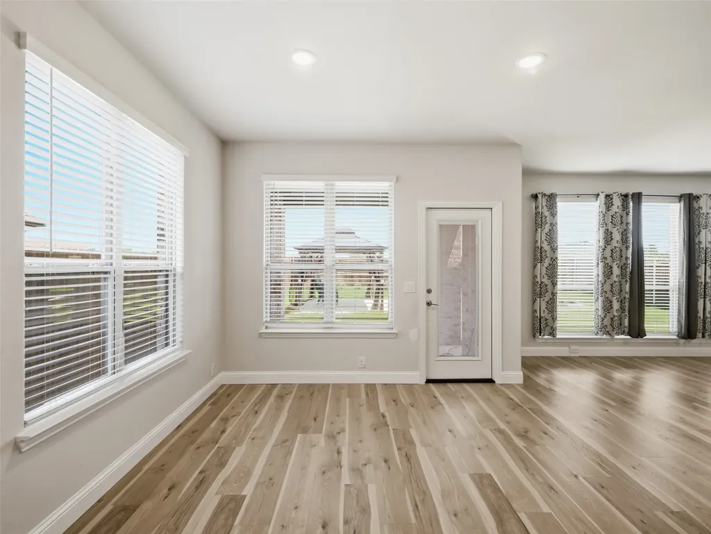 201 Sweetwater Drive Commerce TX 75428