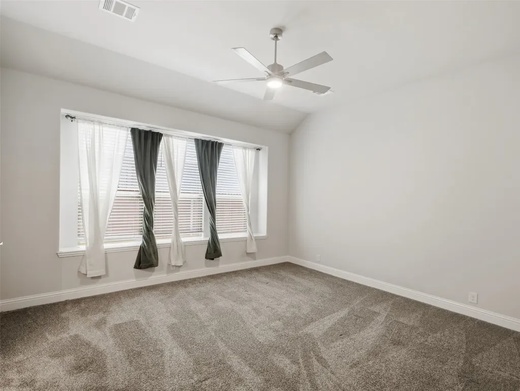 201 Sweetwater Drive Commerce TX 75428