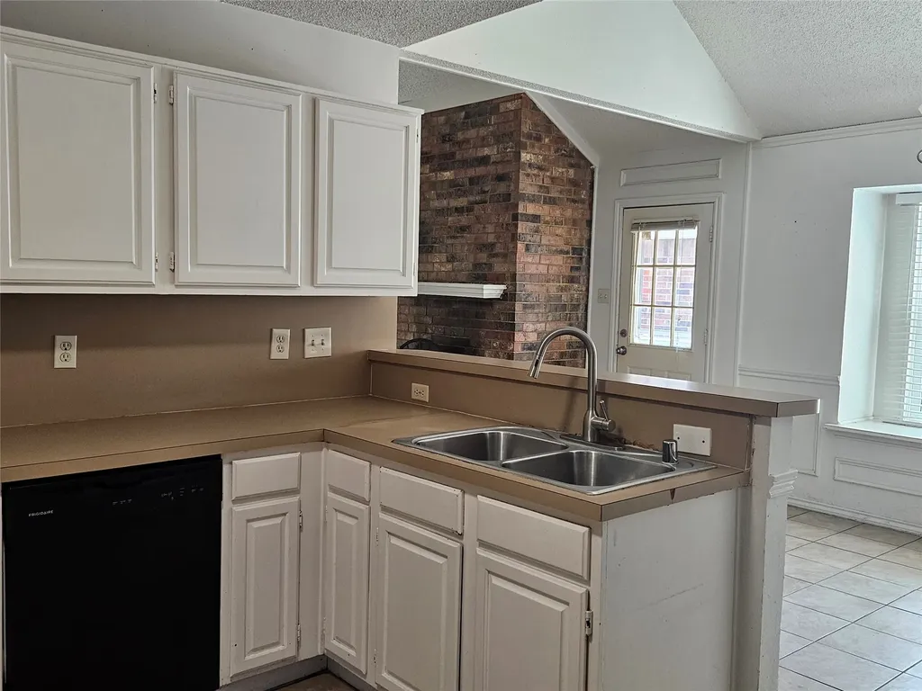 2329 Shalimar Drive Garland TX 75040