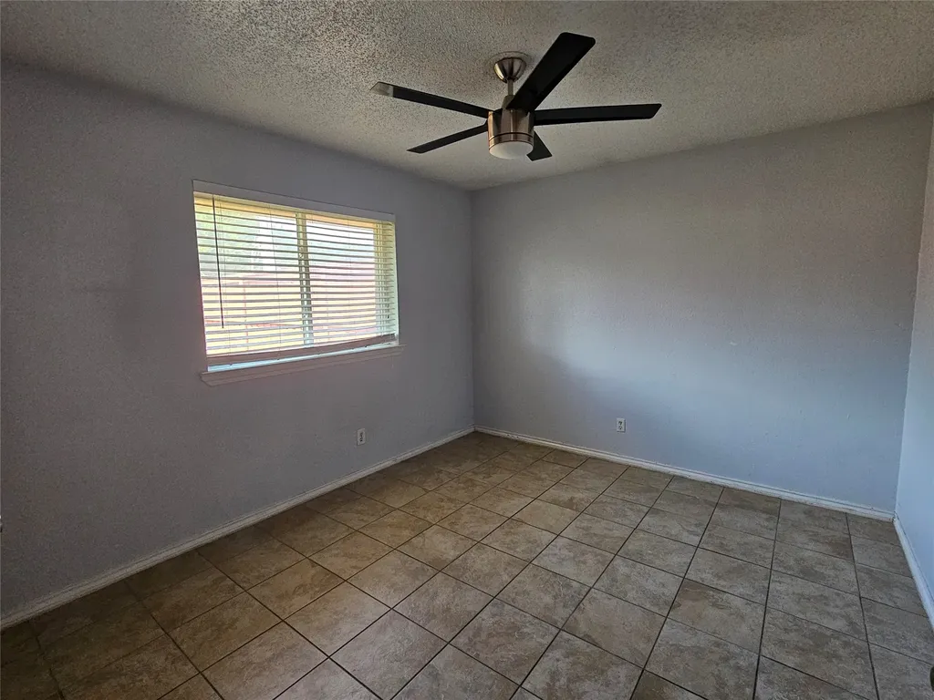 2329 Shalimar Drive Garland TX 75040