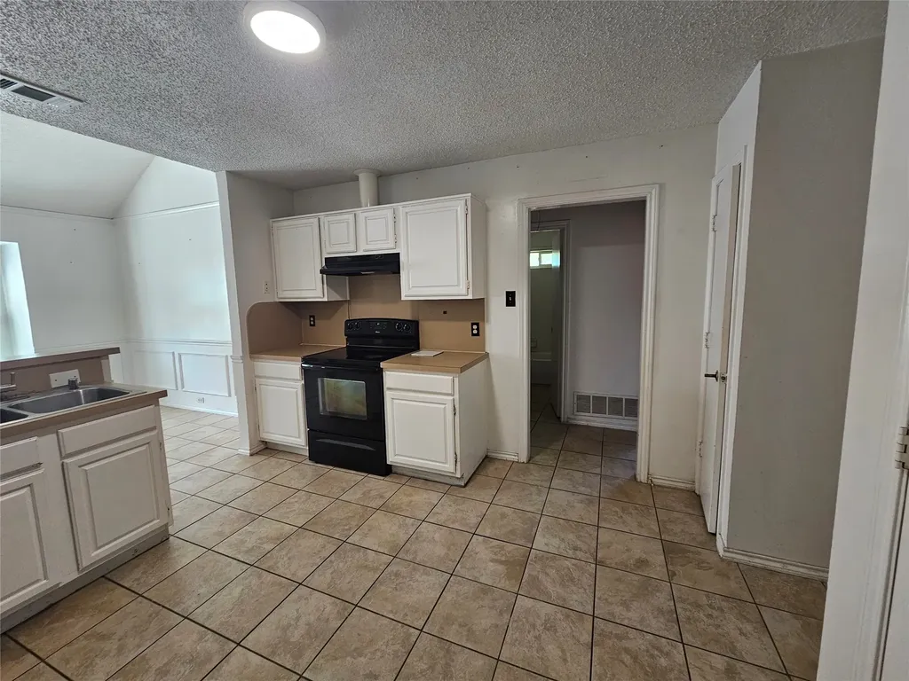 2329 Shalimar Drive Garland TX 75040