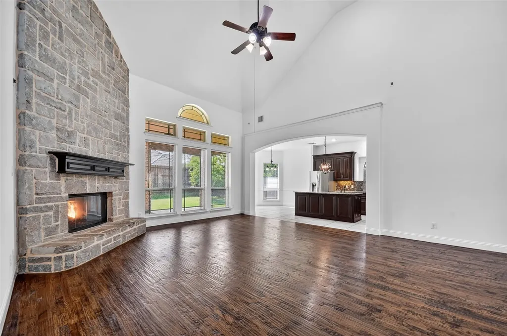 1009 Spinks Court Flower Mound TX 75028
