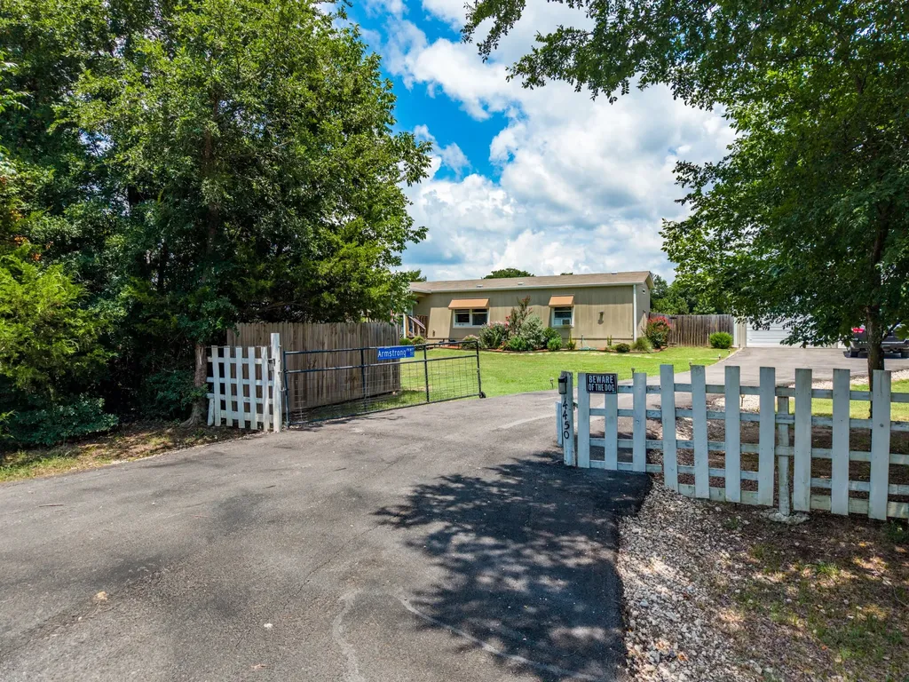 4450 County Road 3110 Campbell TX 75422
