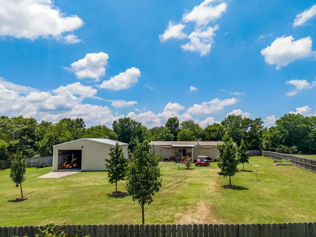 4450 County Road 3110 Campbell TX 75422