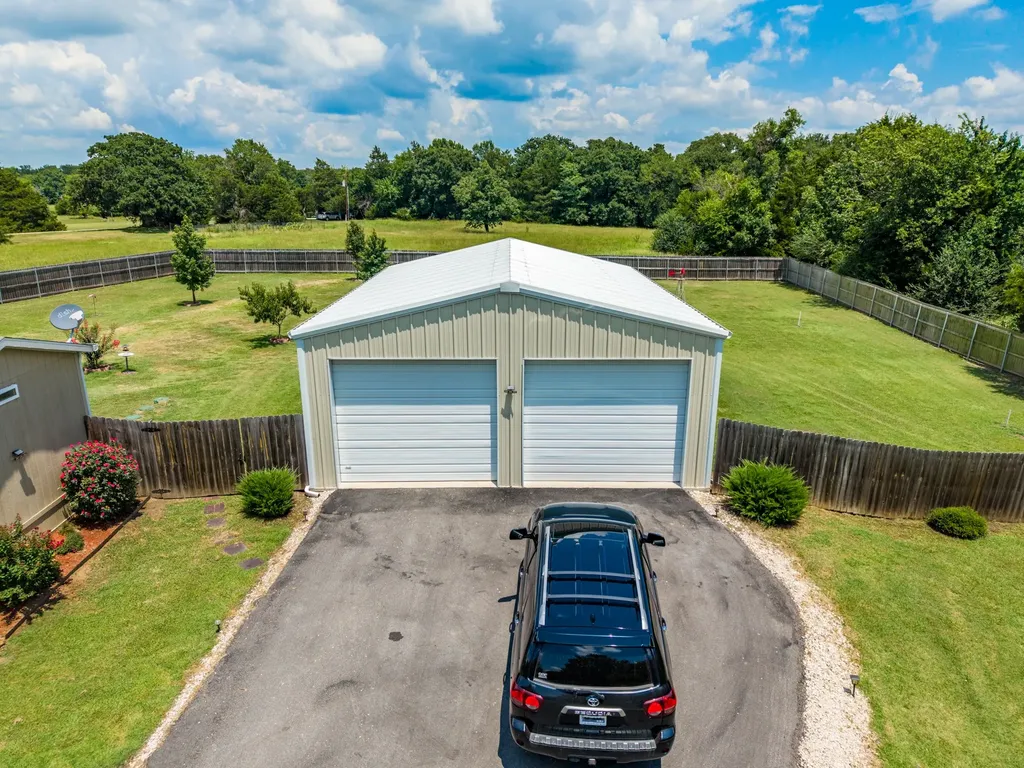4450 County Road 3110 Campbell TX 75422