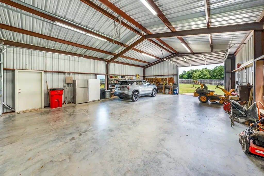 4450 County Road 3110 Campbell TX 75422