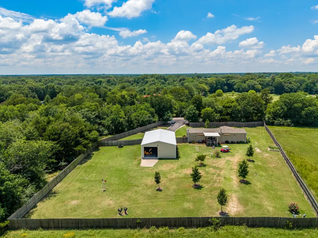4450 County Road 3110 Campbell TX 75422