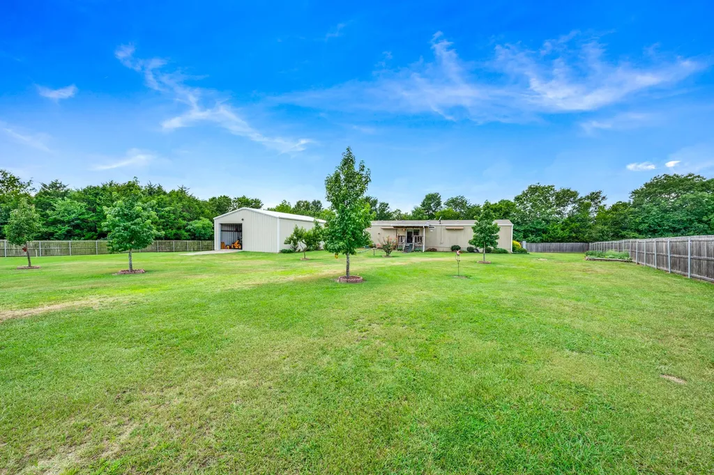 4450 County Road 3110 Campbell TX 75422