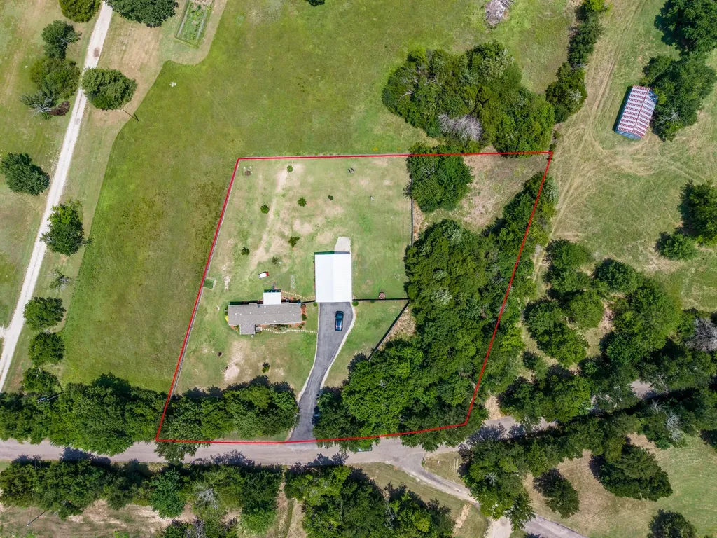 4450 County Road 3110 Campbell TX 75422