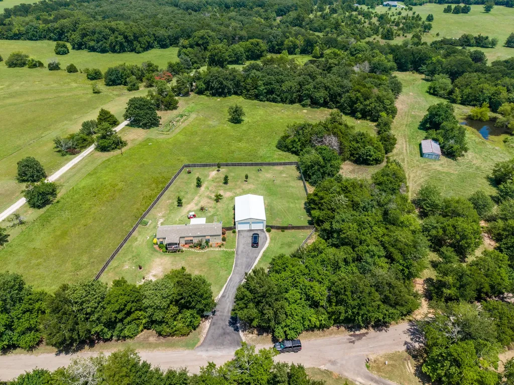 4450 County Road 3110 Campbell TX 75422