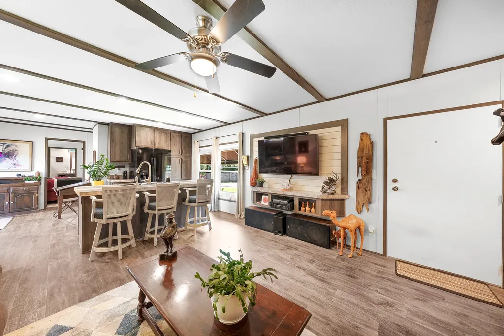 4450 County Road 3110 Campbell TX 75422