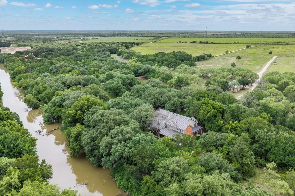 5567 Fm 2633 Santa Anna TX 76878