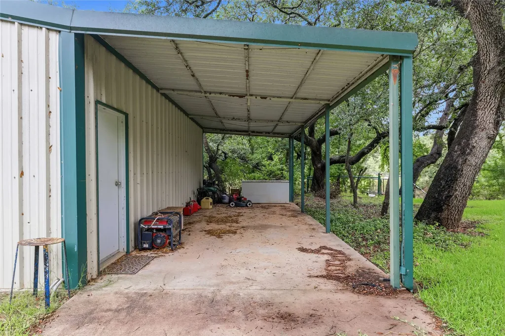 5567 Fm 2633 Santa Anna TX 76878
