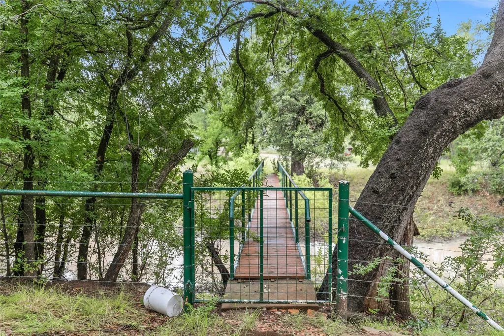 5567 Fm 2633 Santa Anna TX 76878