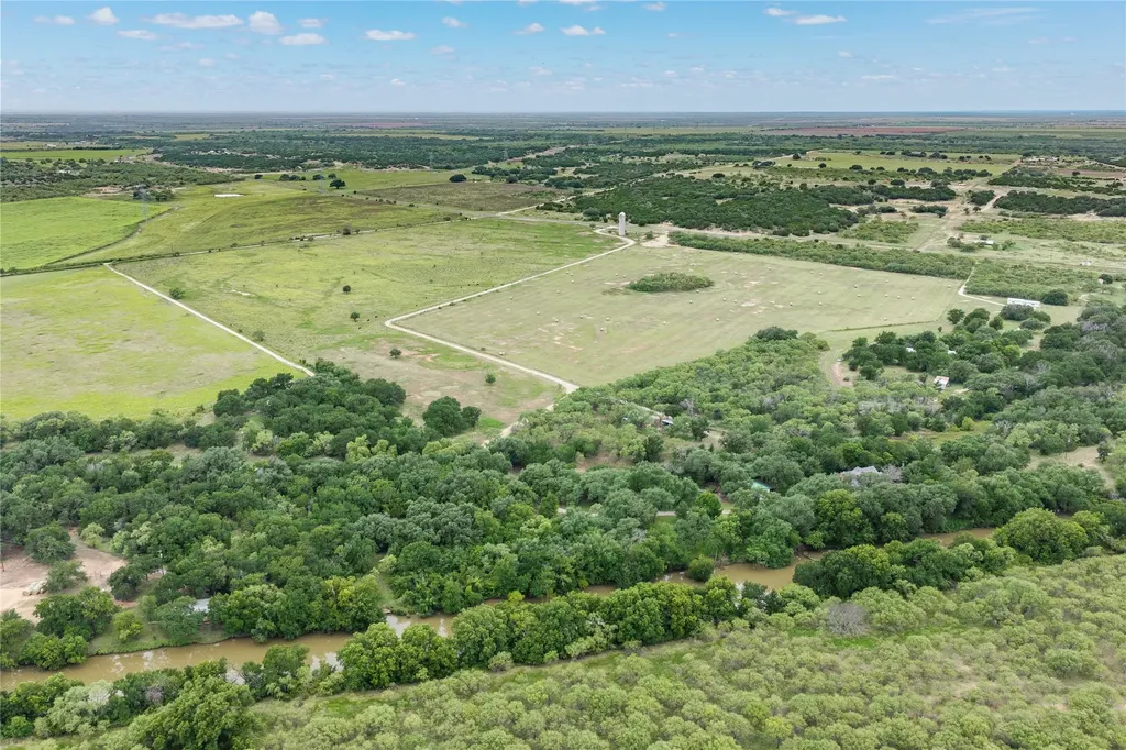 5567 Fm 2633 Santa Anna TX 76878