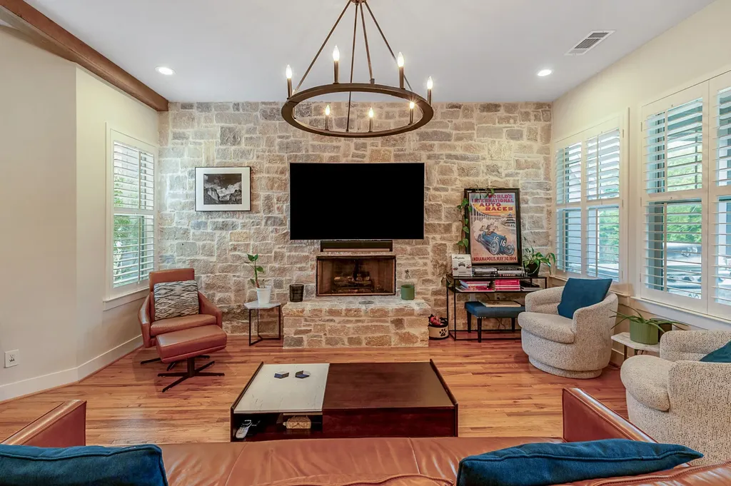 1023 Saint Thomas Court Rockwall TX 75087