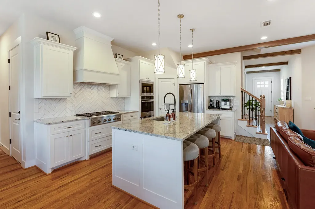 1023 Saint Thomas Court Rockwall TX 75087