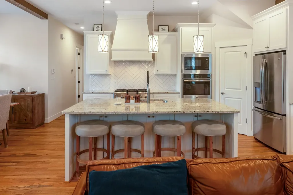 1023 Saint Thomas Court Rockwall TX 75087
