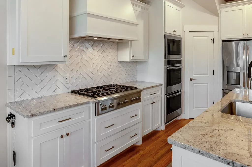 1023 Saint Thomas Court Rockwall TX 75087