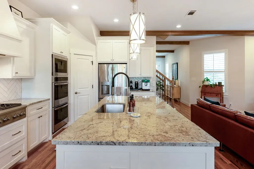 1023 Saint Thomas Court Rockwall TX 75087