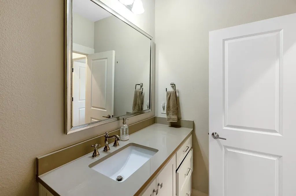 1023 Saint Thomas Court Rockwall TX 75087