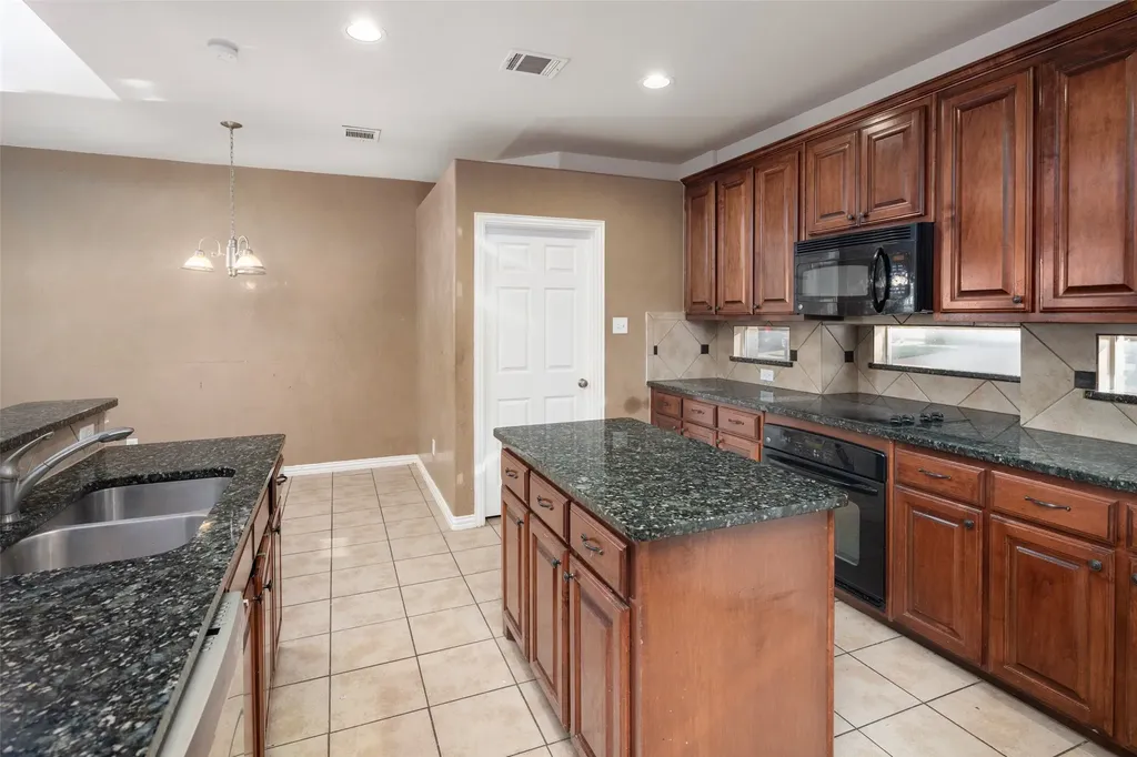 5560 Emerson Court Fairview TX 75069