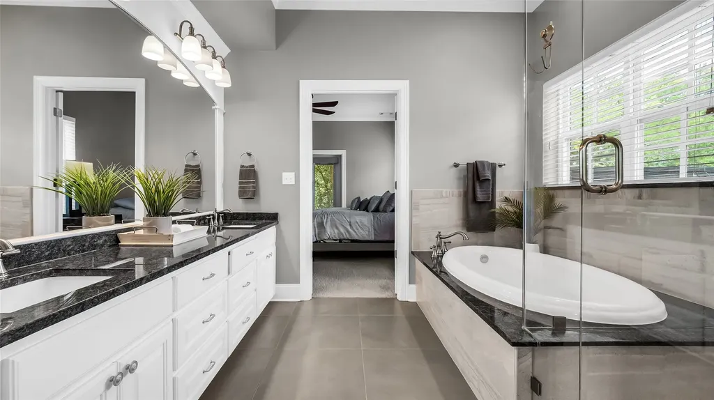 2506 Oakbrook Circle Sherman TX 75092