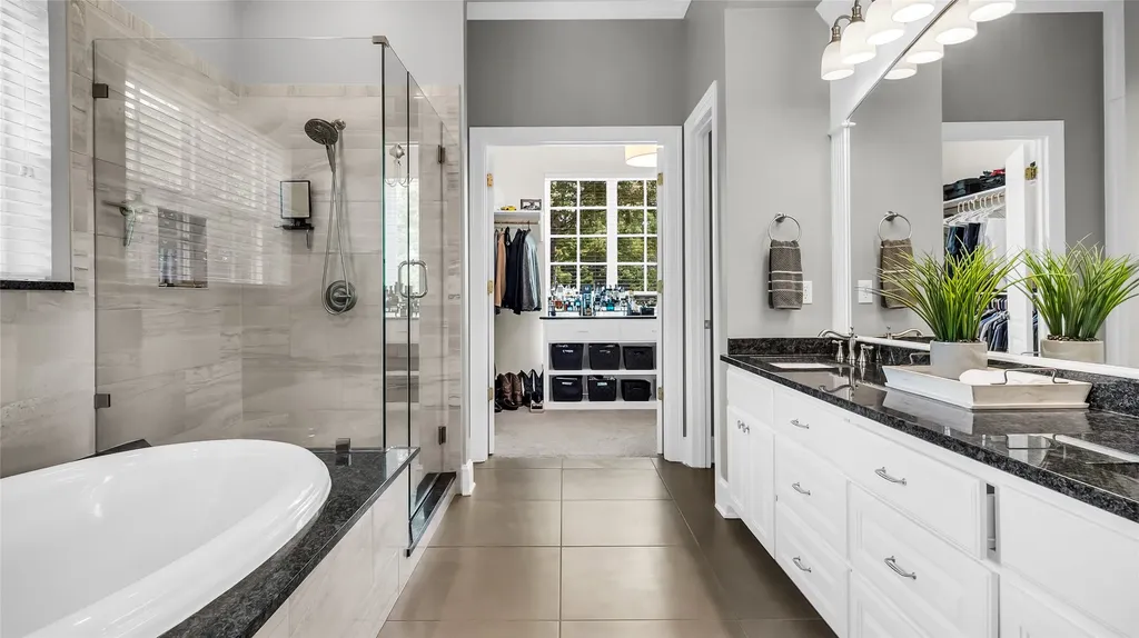 2506 Oakbrook Circle Sherman TX 75092