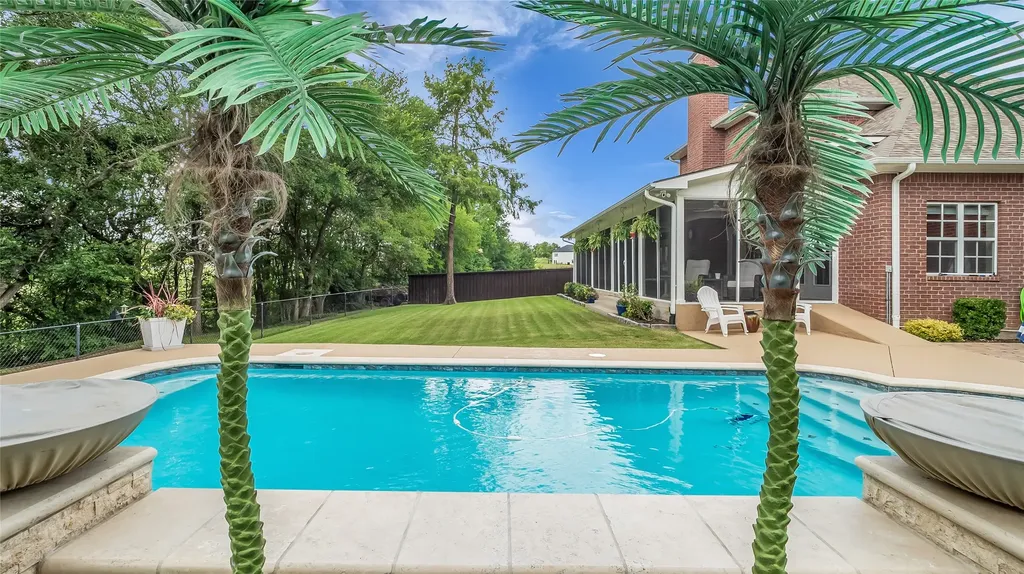 2506 Oakbrook Circle Sherman TX 75092