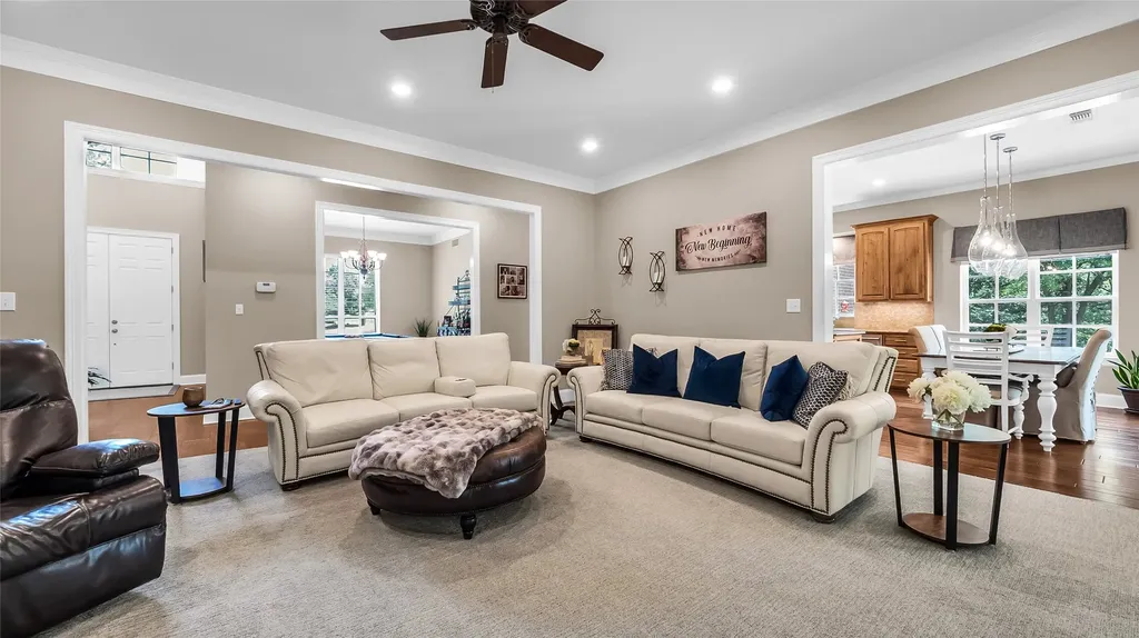 2506 Oakbrook Circle Sherman TX 75092