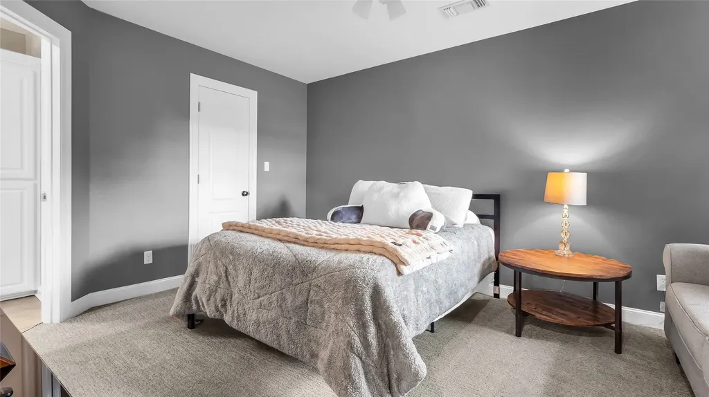 2506 Oakbrook Circle Sherman TX 75092