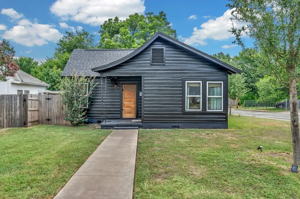 701 N 32nd Street Waco TX 76707