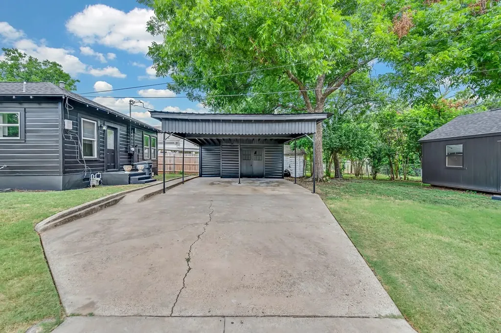 701 N 32nd Street Waco TX 76707