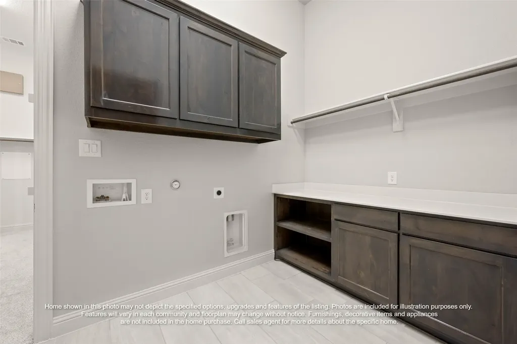 2113 Bond Street Lorena TX 76655