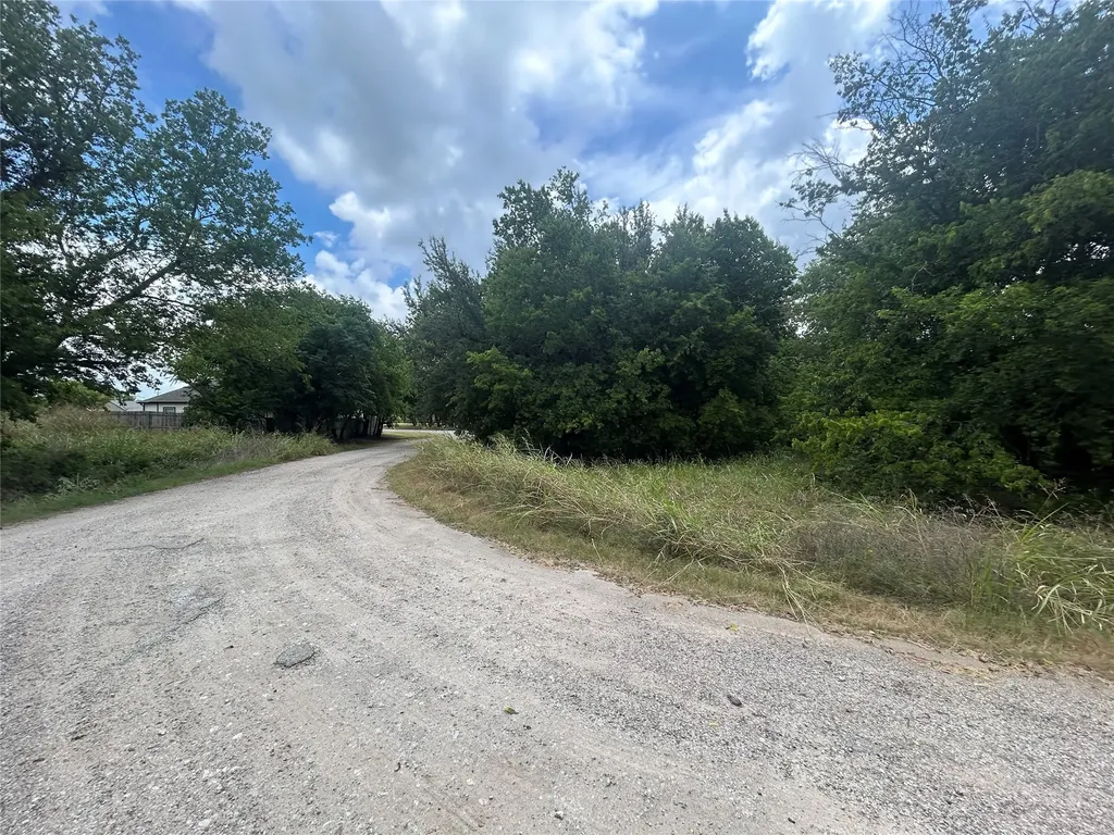 5506 Mercedes Circle Granbury TX 76048