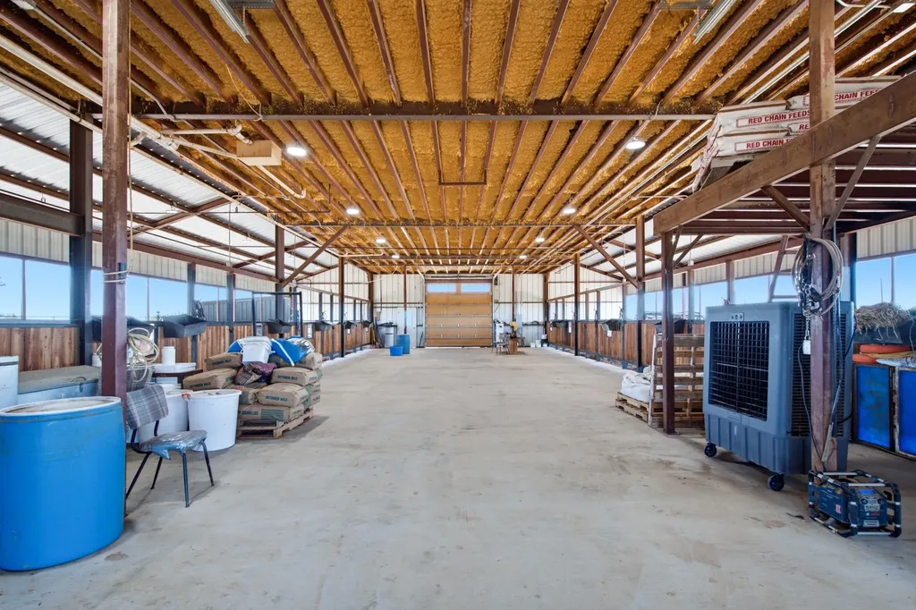 196 Story Road Perrin TX 76486
