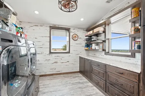 196 Story Road Perrin TX 76486
