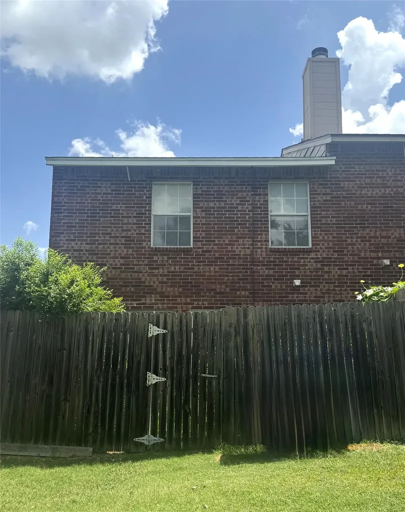 3917 Brandon Park Drive Garland TX 75044