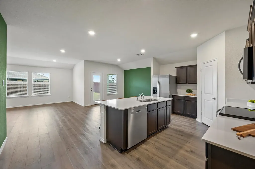 2315 Hydrangea Drive Pilot Point TX 76258