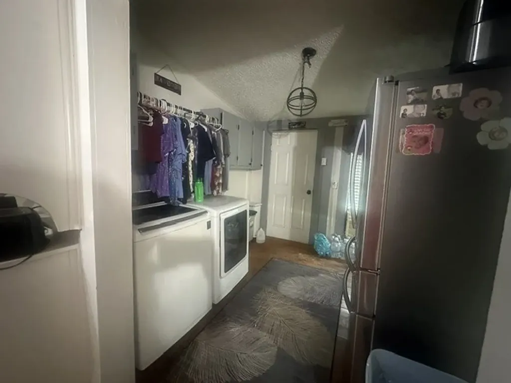 490 E Holley Alba TX 75410