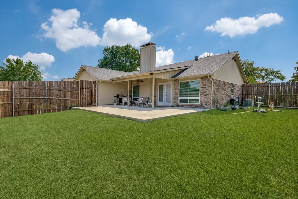 106 Creekside Lane Coppell TX 75019