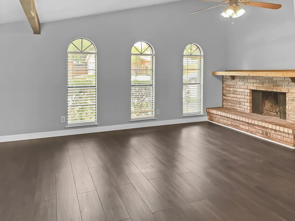 6210 Glenmoor Drive Garland TX 75043