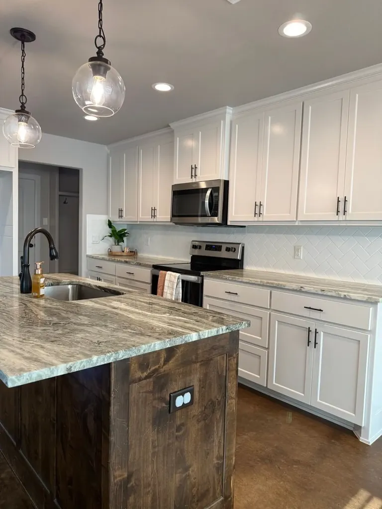 401 Old Authon Weatherford TX 76088