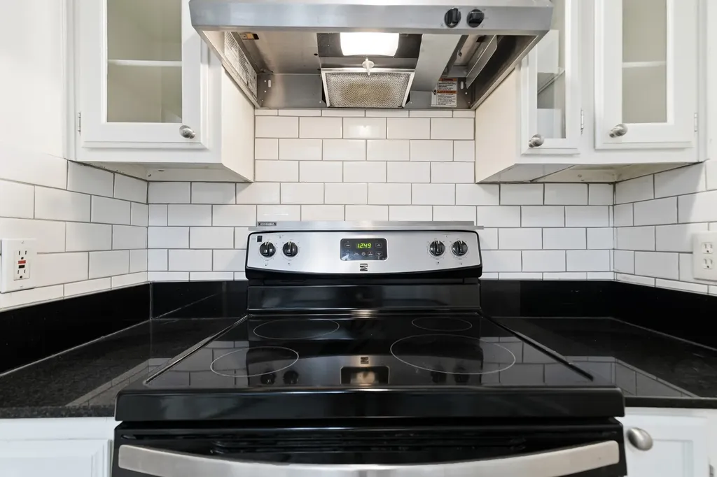 6374 Bordeaux Avenue Dallas TX 75209