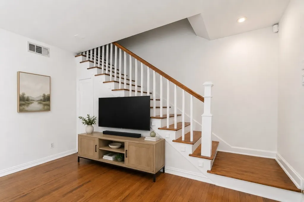 6374 Bordeaux Avenue Dallas TX 75209