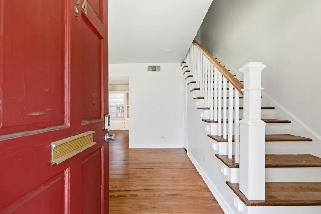6374 Bordeaux Avenue Dallas TX 75209