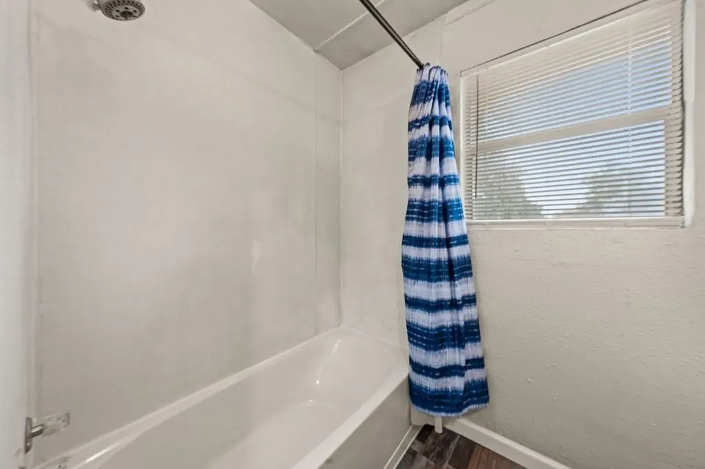 2715 S 02nd Street Waco TX 76706