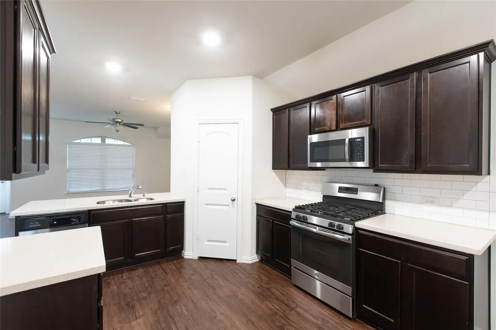 905 Silverbell Street Princeton TX 75407