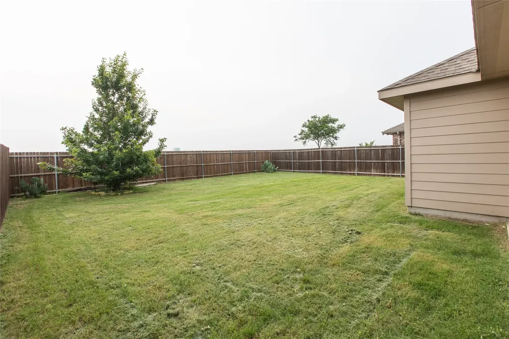 905 Silverbell Street Princeton TX 75407